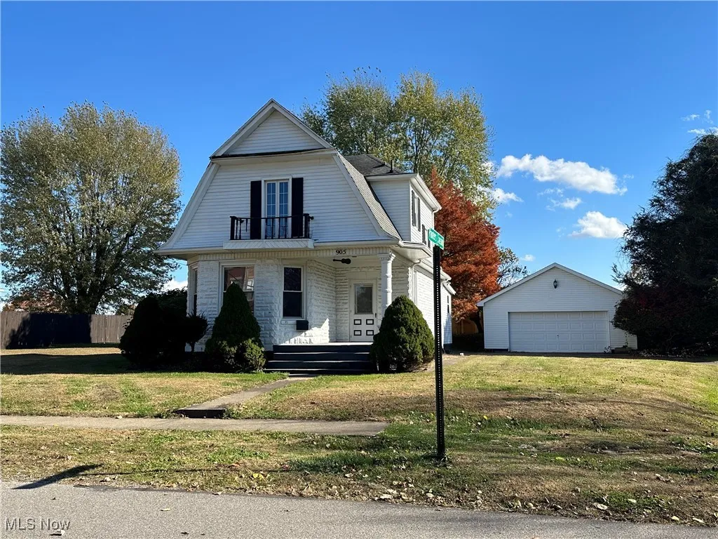 WELCOME to 905 W 4th St in Williamstown ...