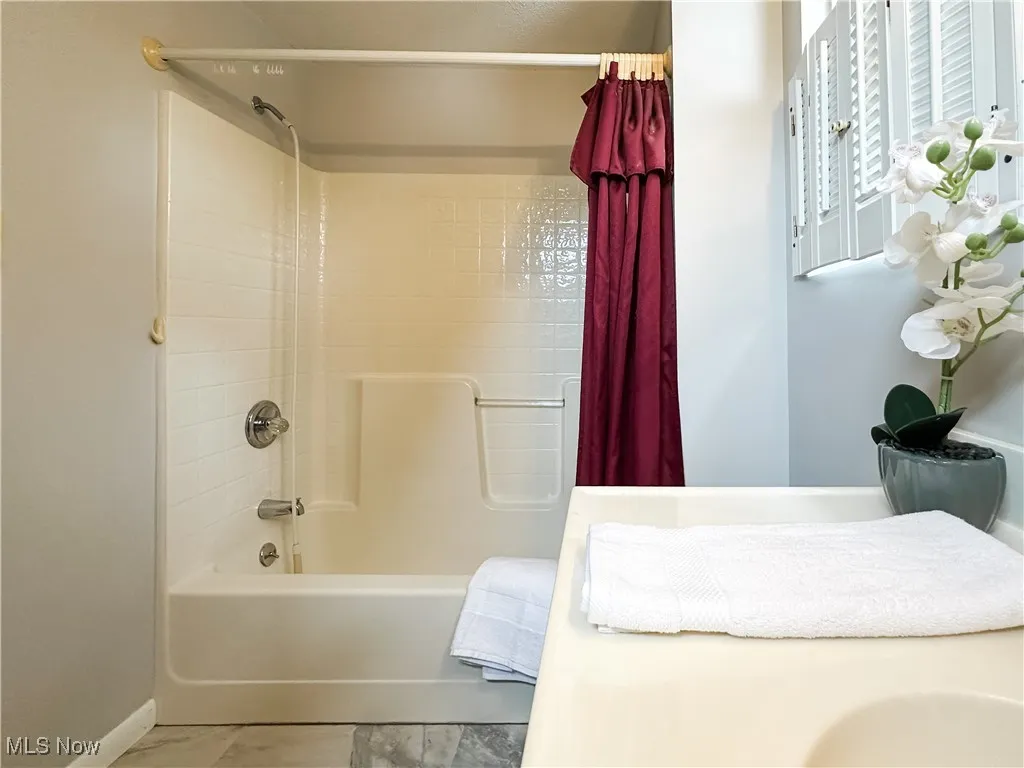 first floor full bath ...