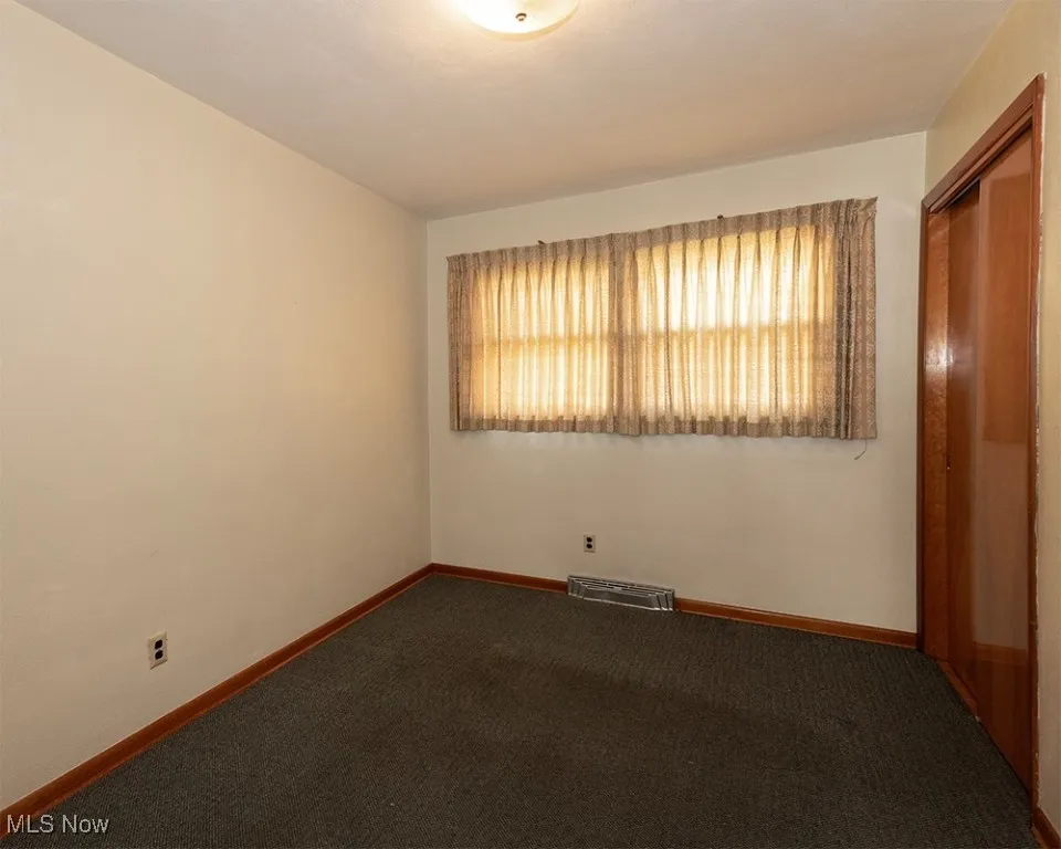 1037 W 37th Street, Lorain, Ohio 44052,MLS Now Listing ID