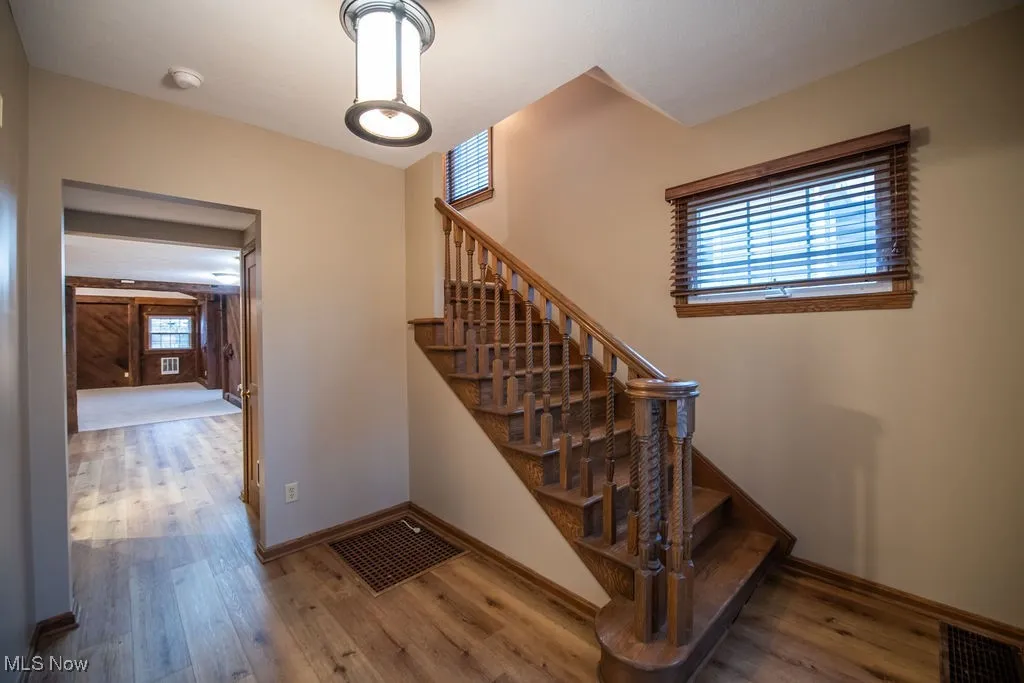 View of entry way leading to great room