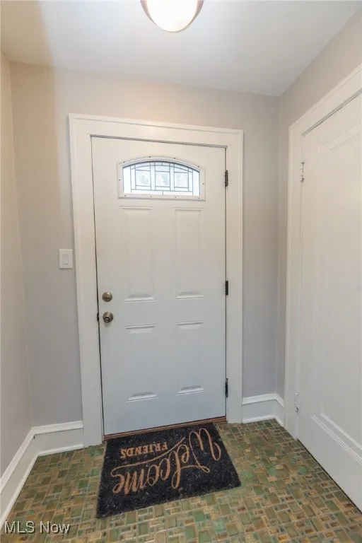 4352 W 211th Street, Fairview Park, Ohio 44126,MLS Now Listing ID