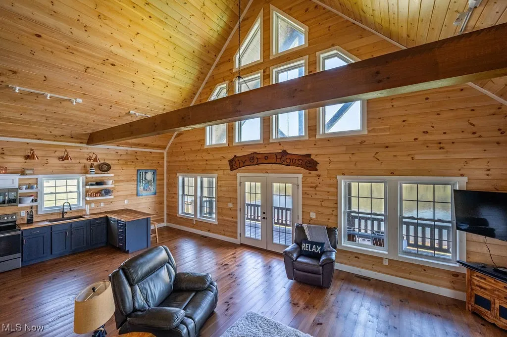 Spacious open great room and kitchen with cathedral ceilings