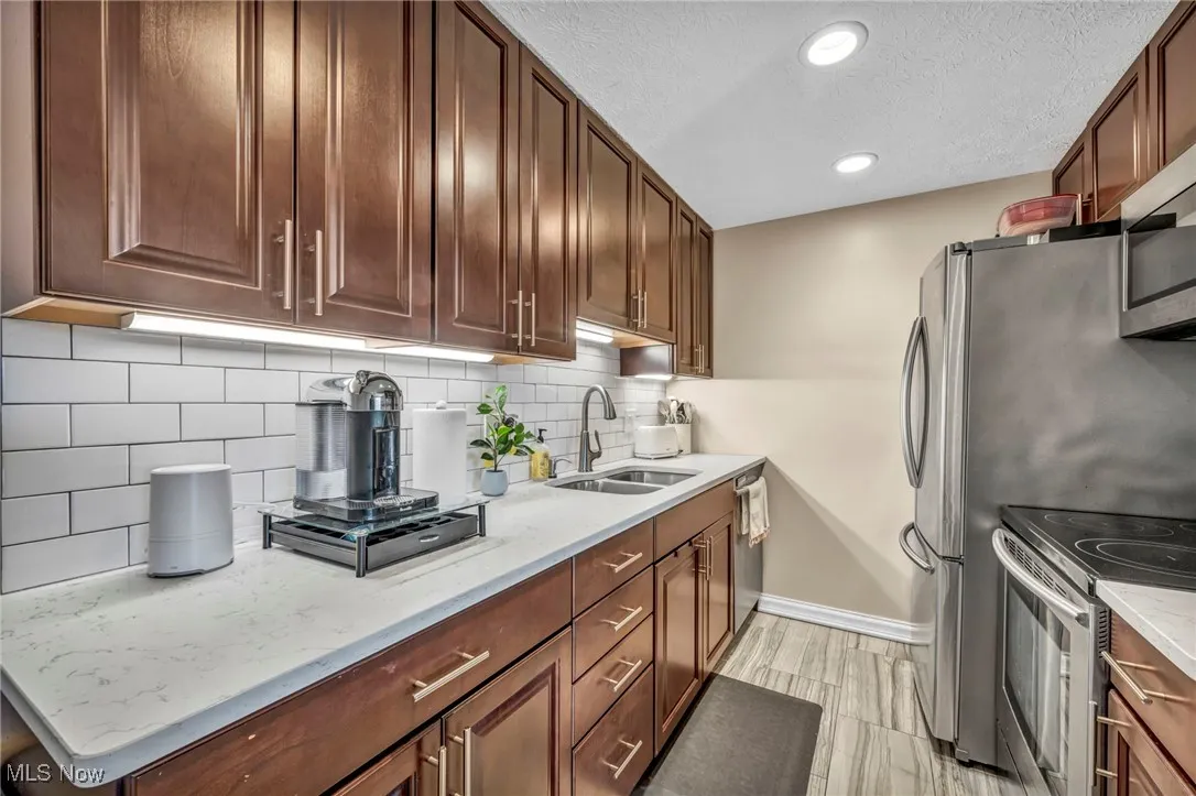 9710 Cove Drive # 23G, North Royalton, Ohio 44133,MLS Now Listing ID