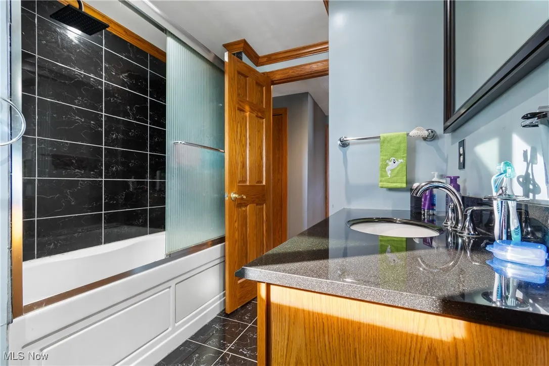 5658 N Circle View Drive, Seven Hills, Ohio 44131,MLS Now Listing ID