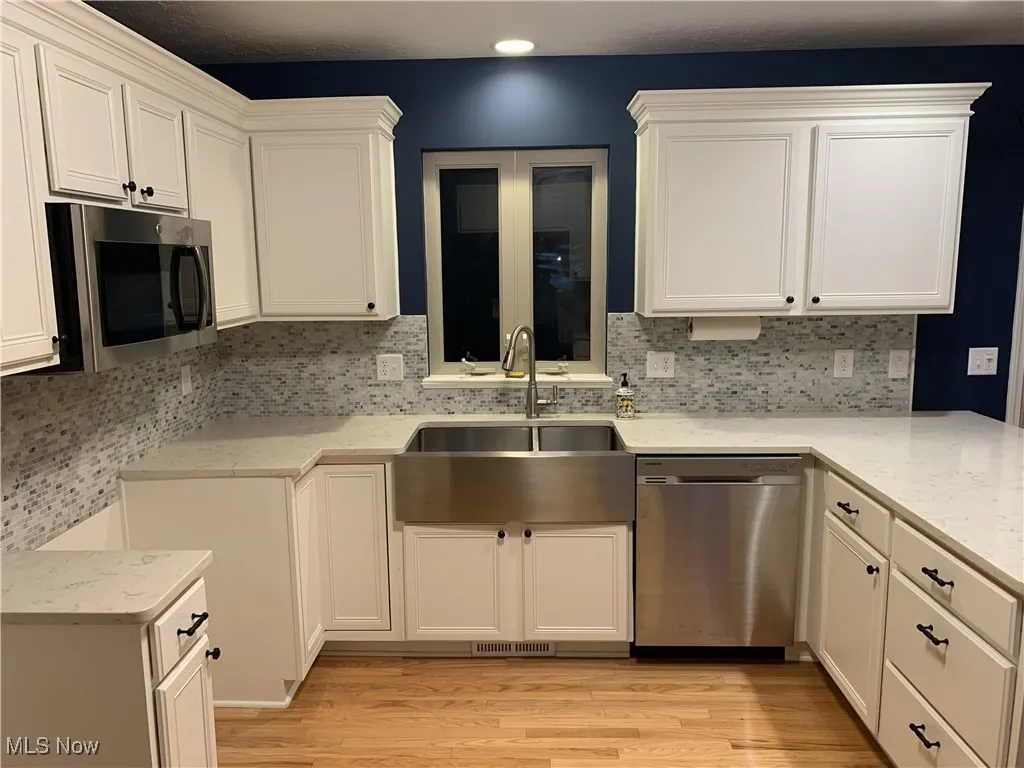 7072 Oak Tree Drive, Lorain, Ohio 44053,MLS Now Listing ID