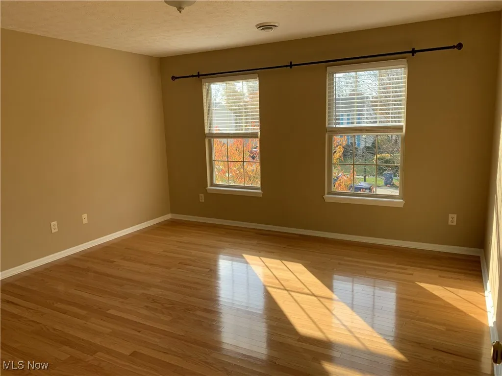 7072 Oak Tree Drive, Lorain, Ohio 44053,MLS Now Listing ID