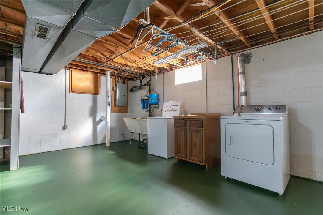 1990 Tricaso Drive, Green, Ohio 44720,MLS Now Listing ID