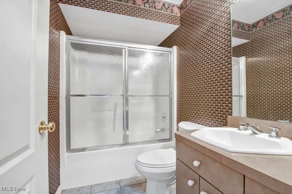 7284 W Baldwin Reserve Drive, Middleburg Heights, Ohio 44130,MLS Now Listing ID