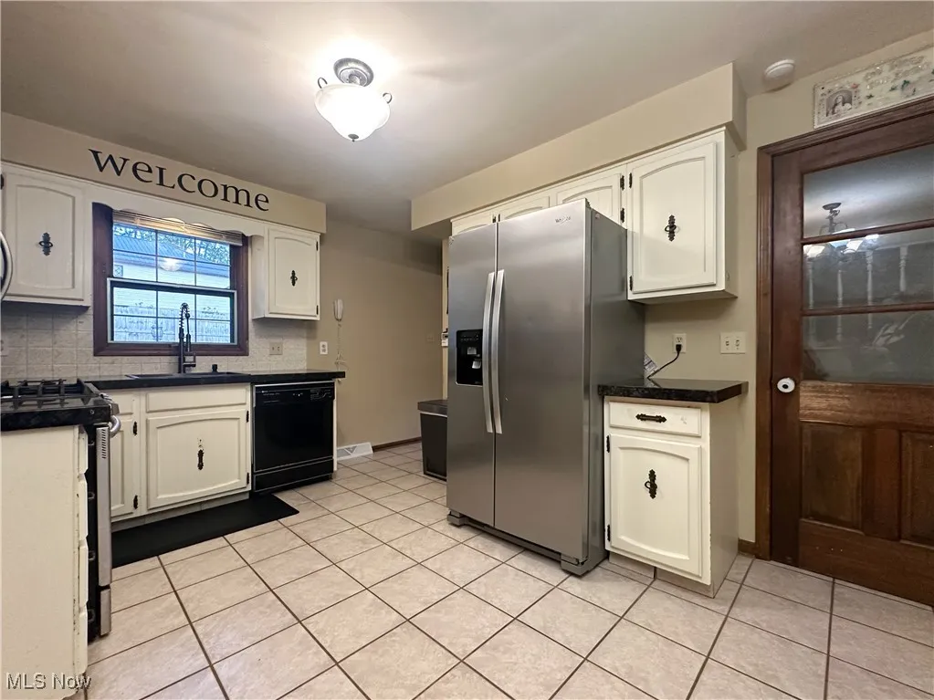 733 N Bentley Avenue, Niles, Ohio 44446,MLS Now Listing ID