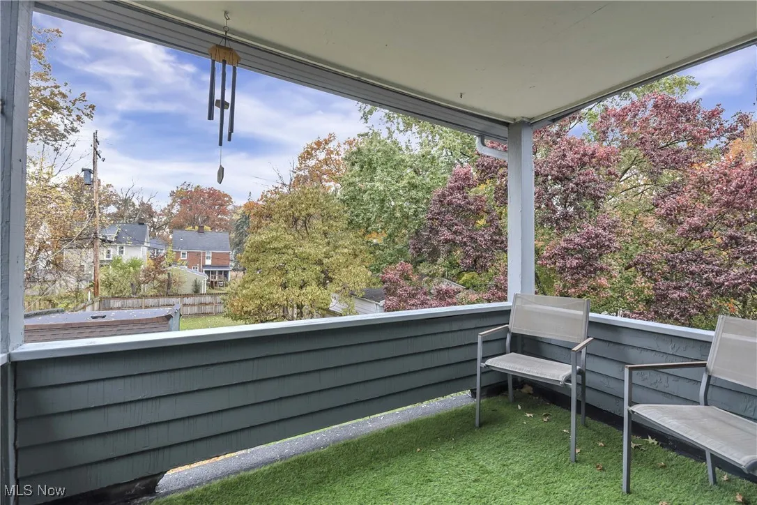 Porch/Sunroom off Bedroom 3