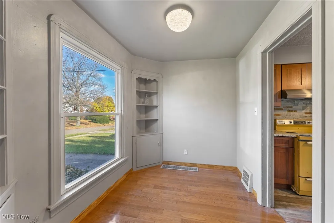 269 W Dennick Avenue, Youngstown, Ohio 44504,MLS Now Listing ID