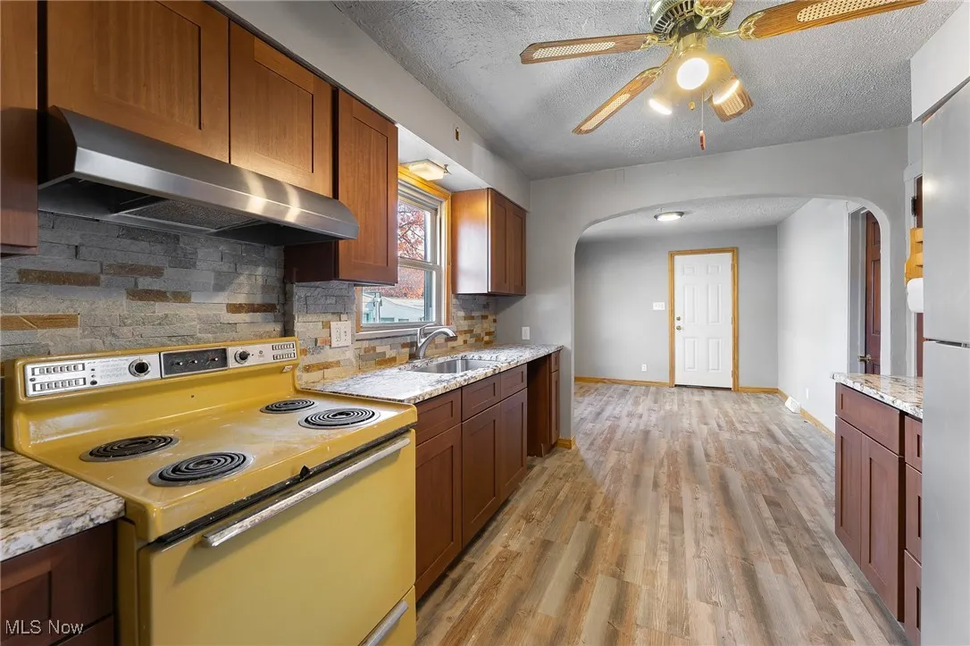 269 W Dennick Avenue, Youngstown, Ohio 44504,MLS Now Listing ID