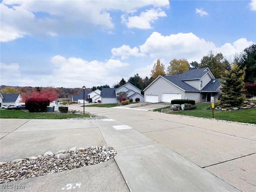 Hilltop Terrace ... such a pretty community.