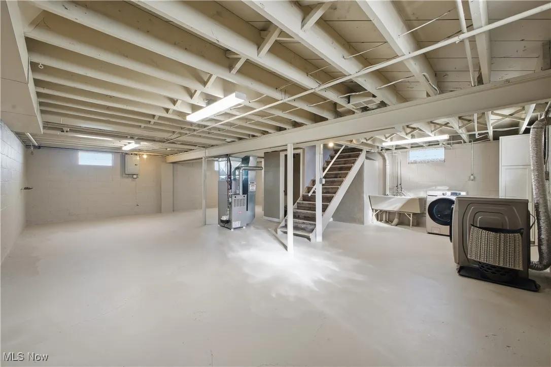 56 Jeffrey Lane, New Middletown, Ohio 44442,MLS Now Listing ID