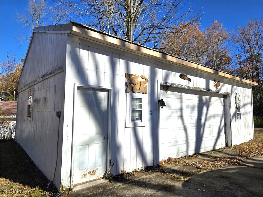 24 x 32 garage with electric door and mandoor.