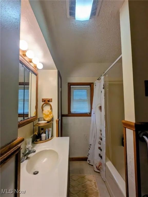 416 Diamond St, Ashland, Ohio 44805,MLS Now Listing ID