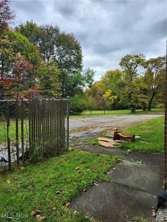 174 W Dennick Avenue, Youngstown, Ohio 44505,MLS Now Listing ID