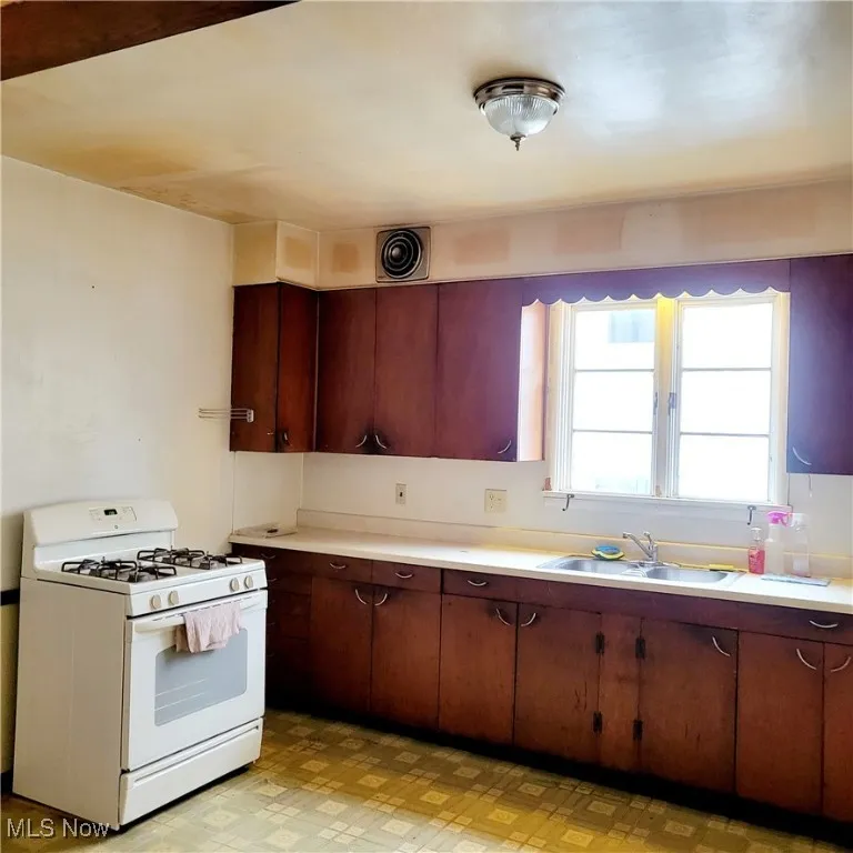 1317 W 11th Street, Lorain, Ohio 44052,MLS Now Listing ID