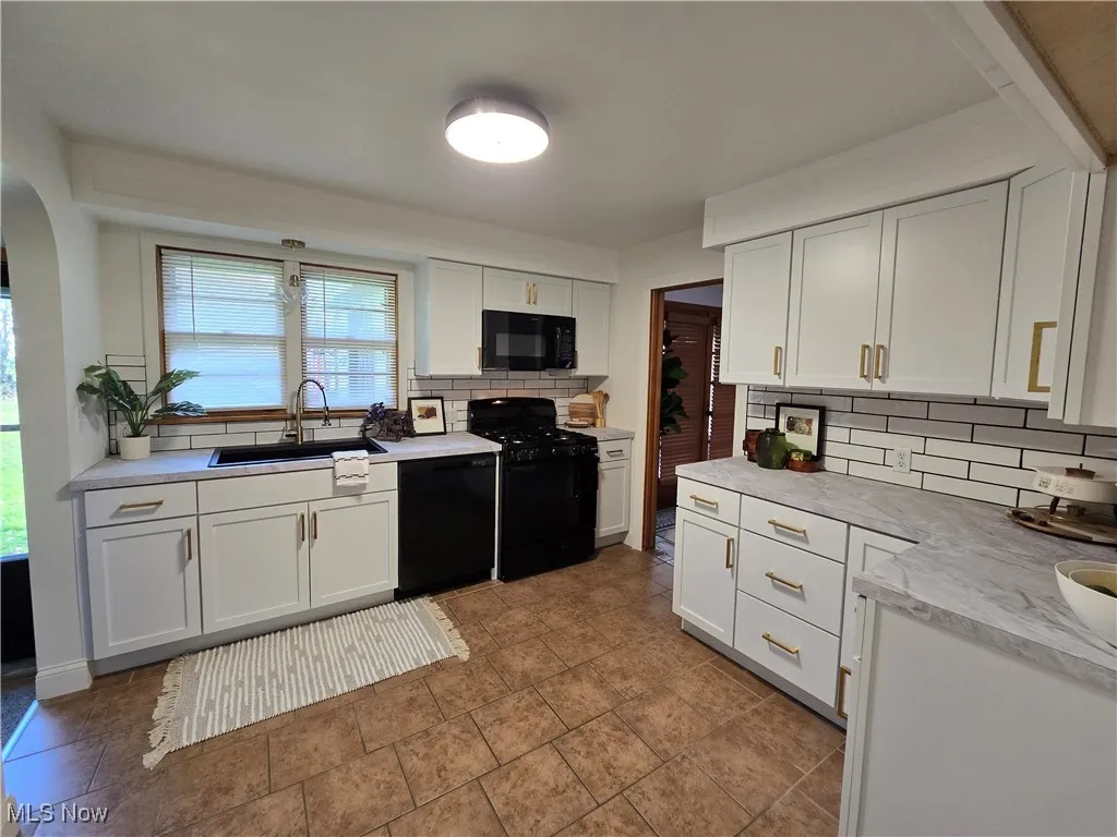 937 S Hazelwood Avenue, Youngstown, Ohio 44509,MLS Now Listing ID