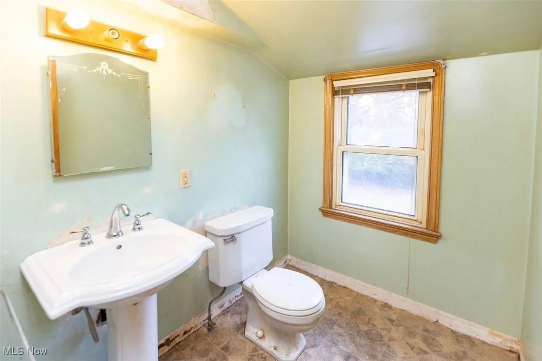 Second floor half bath off the Primary bedroom
