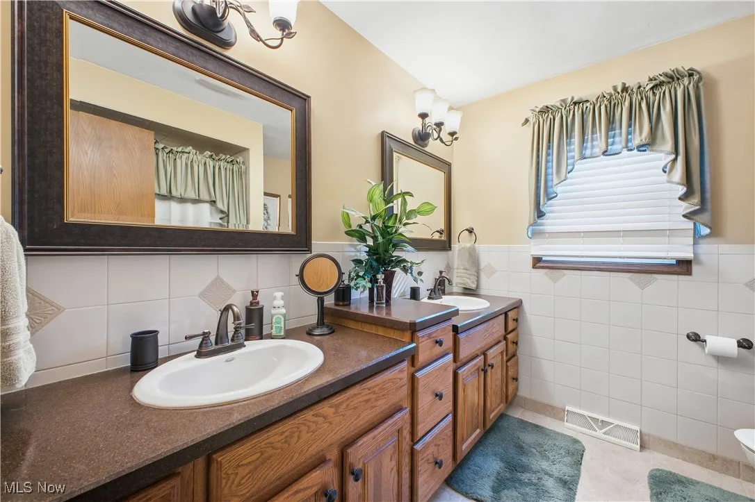 8479 Crystal Drive, Boardman, Ohio 44512,MLS Now Listing ID