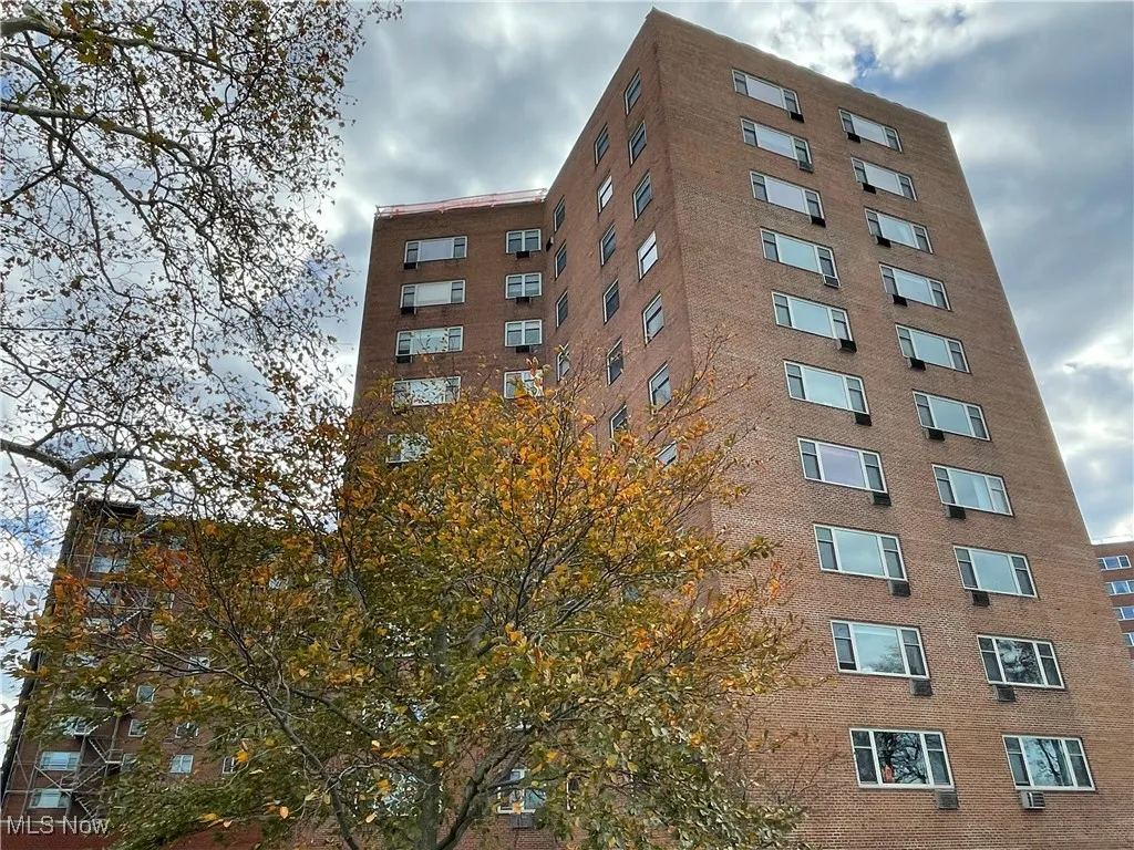 11820 Edgewater Drive # 421, Lakewood, Ohio 44107,MLS Now Listing ID