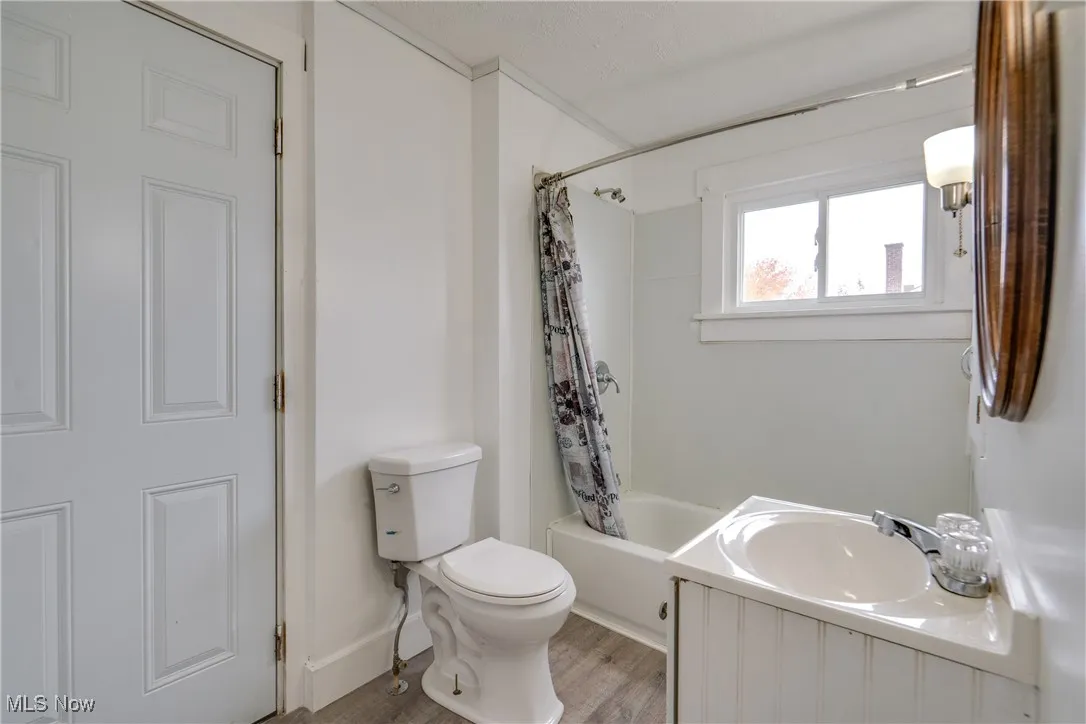 813 Bedford Avenue, Canton, Ohio 44708,MLS Now Listing ID