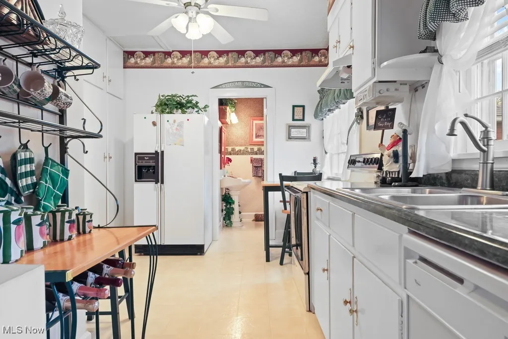 215 Lake Avenue, Hartville, Ohio 44632,MLS Now Listing ID