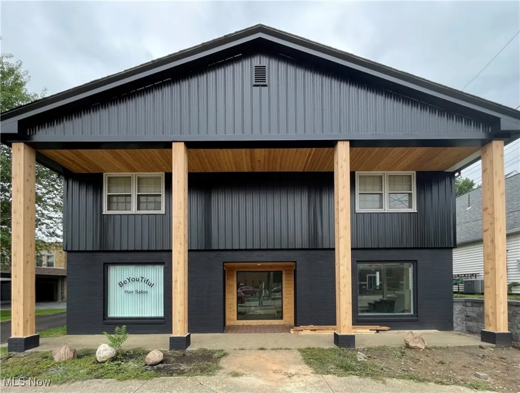 1048 E State Street, Salem, Ohio 44460,MLS Now Listing ID