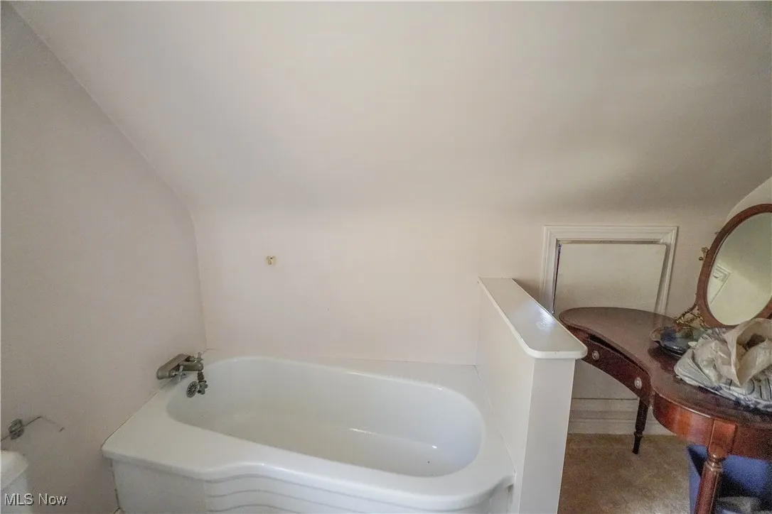 Full​​‌​​​​‌​​‌‌​‌‌​​​‌‌​‌​‌​‌​​​‌​​ Bathroom