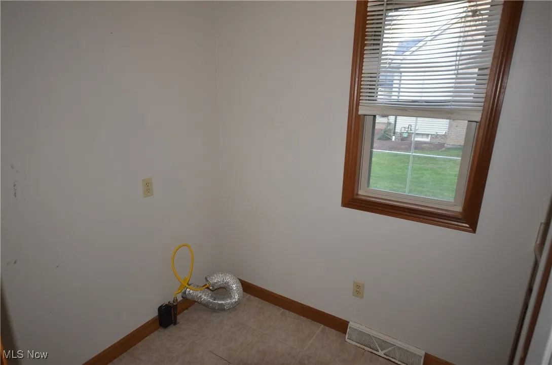 7980 Meadowbrooke Trail, Poland, Ohio 44514,MLS Now Listing ID