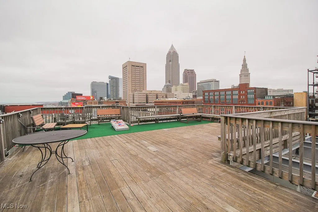 1133 W 9th Street # 321, Cleveland, Ohio 44113,MLS Now Listing ID