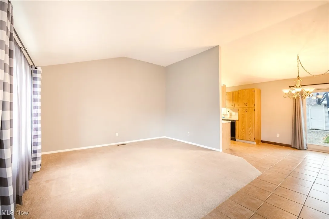 931 Eastlake Drive, Eastlake, Ohio 44095,MLS Now Listing ID