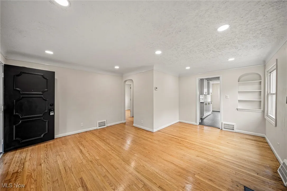 3983 E 176th Street, Cleveland, Ohio 44128,MLS Now Listing ID