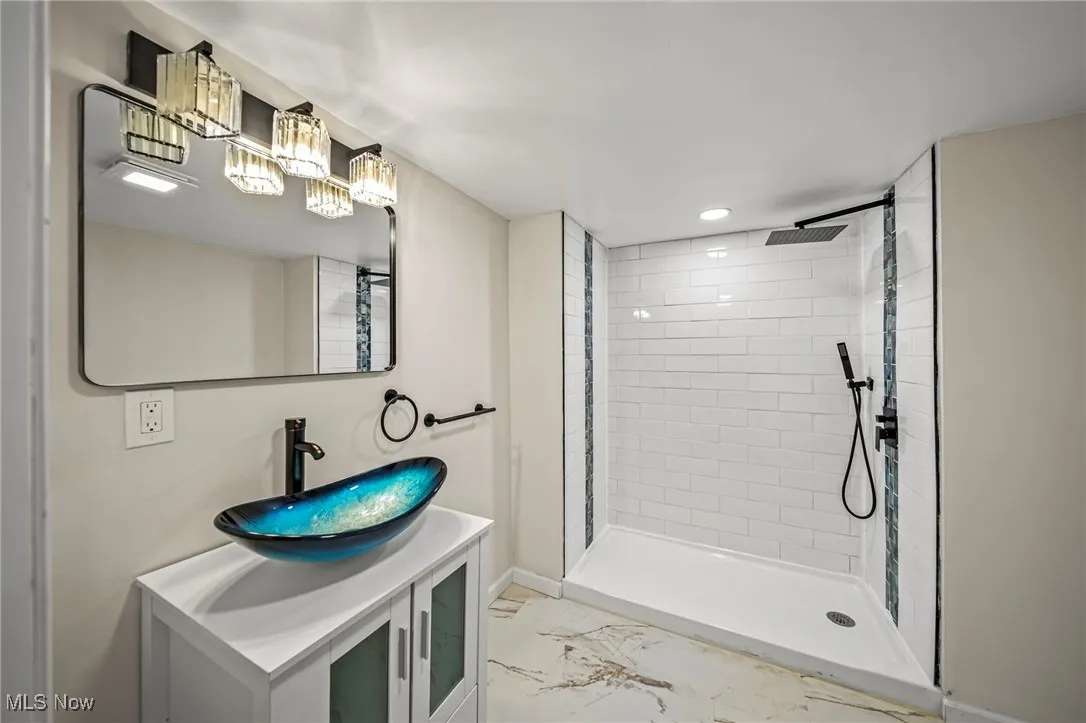 3983 E 176th Street, Cleveland, Ohio 44128,MLS Now Listing ID