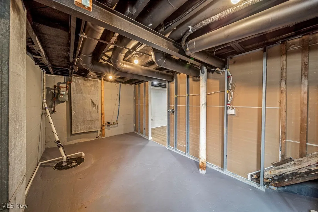 3983 E 176th Street, Cleveland, Ohio 44128,MLS Now Listing ID