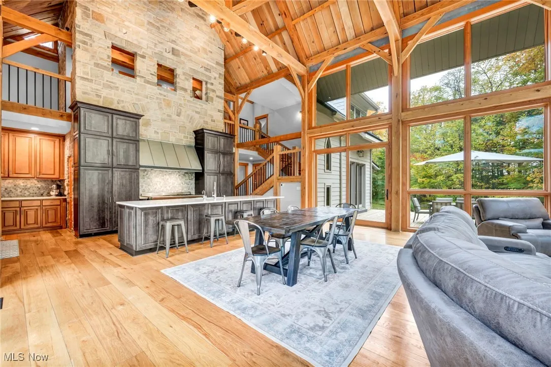 7184 Neff Road, Valley City, Ohio 44280,MLS Now Listing ID