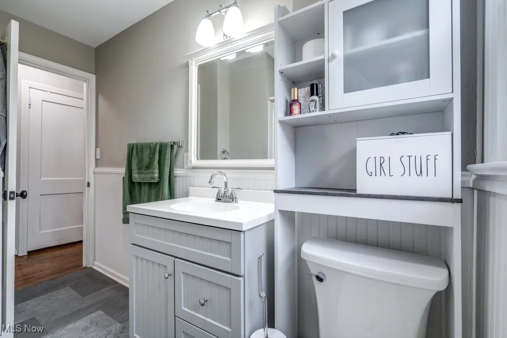 Beautiful updates throughout!