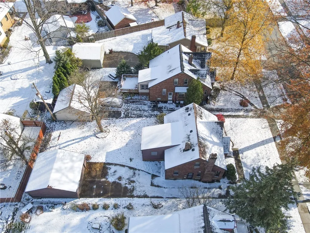 9516 Elsmere Drive, Parma, Ohio 44130,MLS Now Listing ID