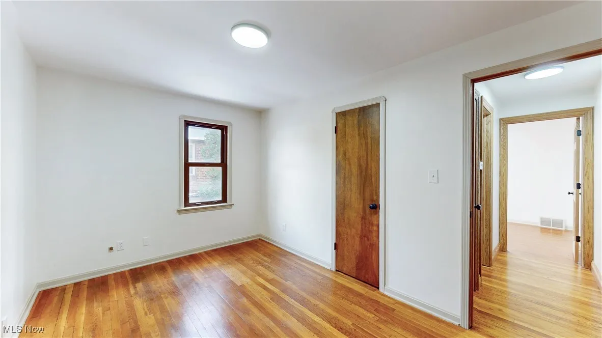 9516 Elsmere Drive, Parma, Ohio 44130,MLS Now Listing ID