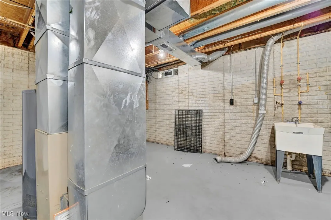 606 E 103rd Street, Cleveland, Ohio 44108,MLS Now Listing ID