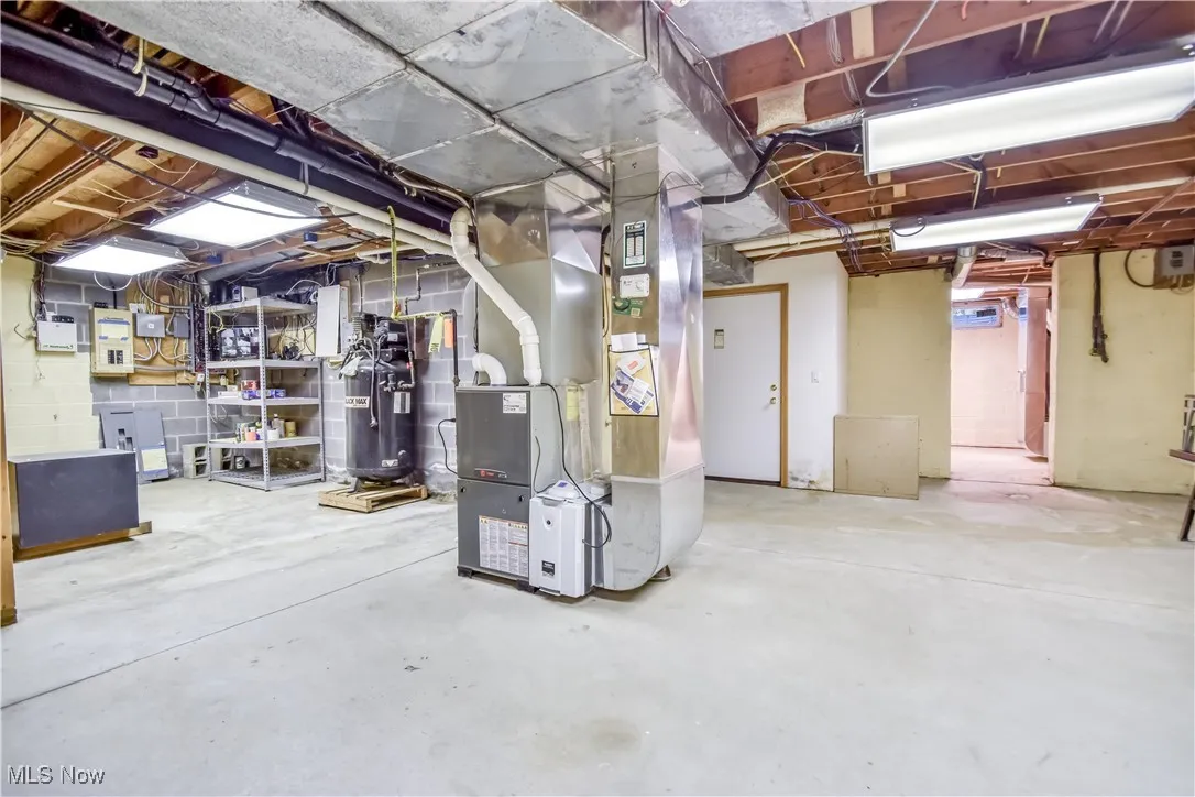 8220 Hermitage Road, Concord, Ohio 44077,MLS Now Listing ID