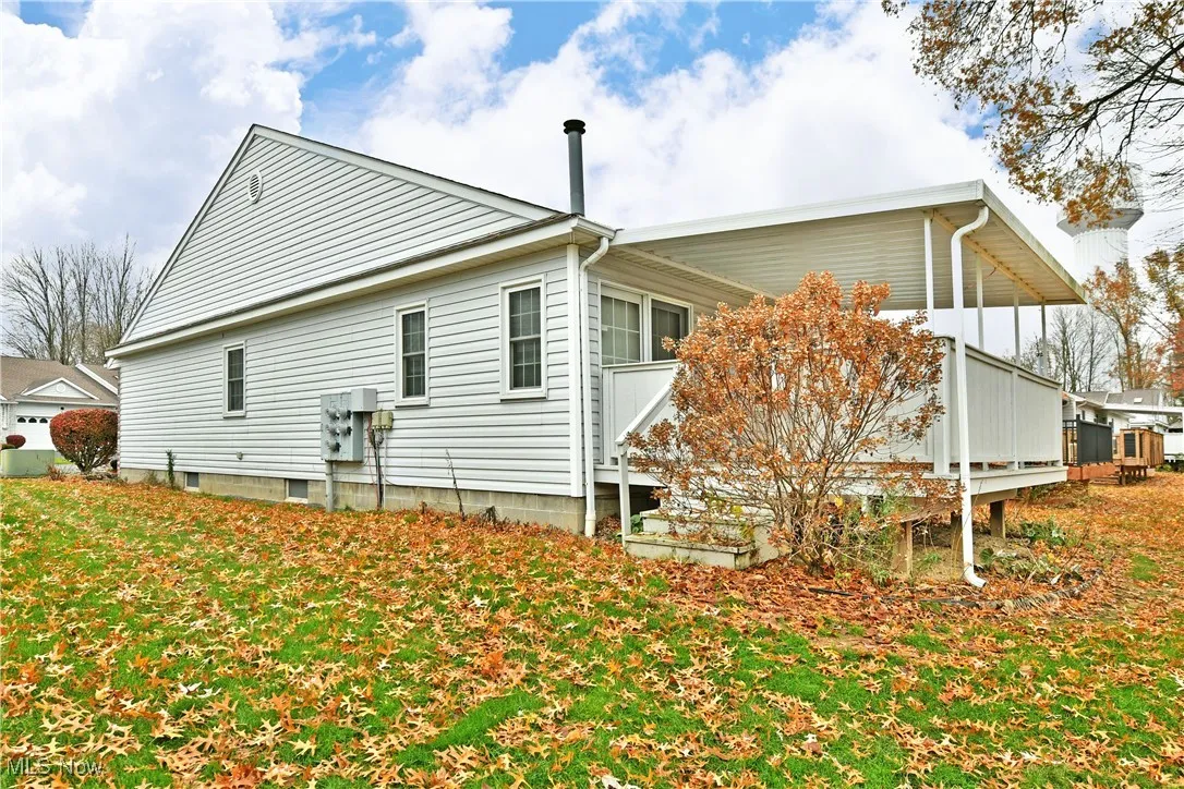 View of home's exterior