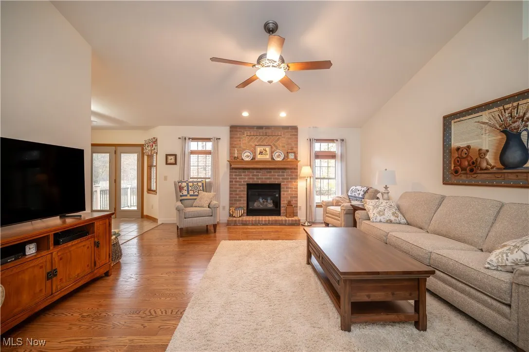 6530 Woodridge Way, Lordstown, Ohio 44481,MLS Now Listing ID