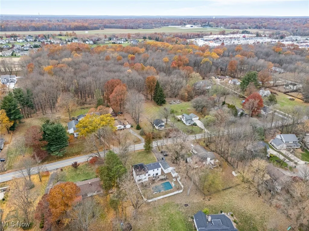 Aerial view of property and surrounding​​‌​​​​‌​​‌‌​‌‌​​​‌‌​‌​‌​‌​​​‌​​ area