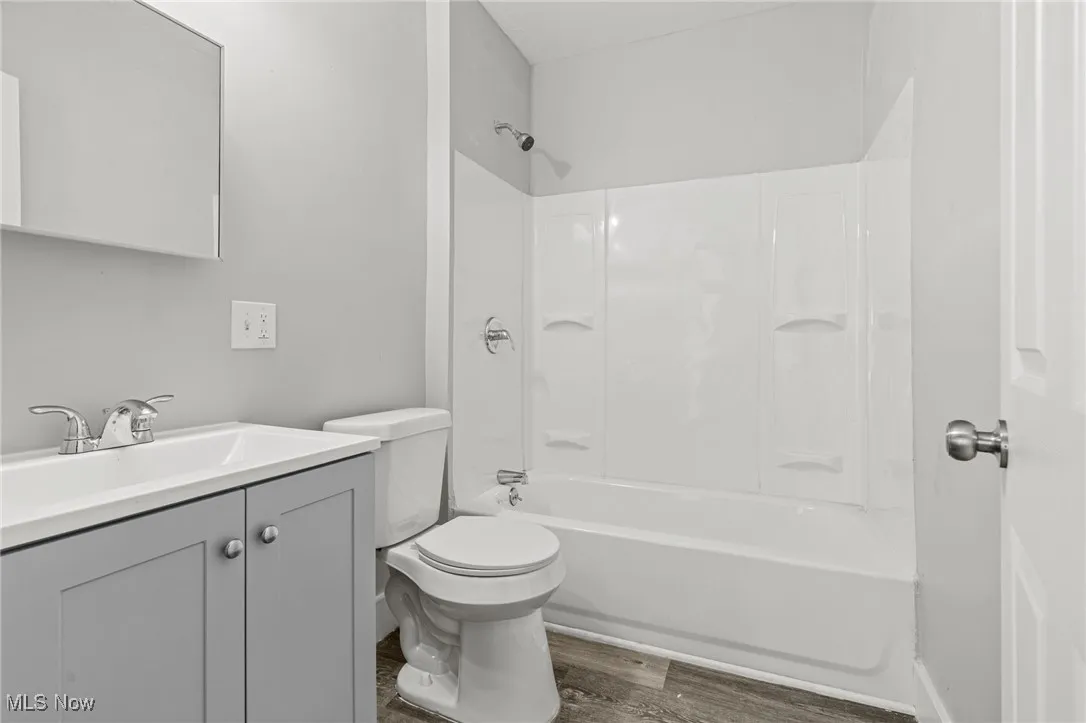 3298 Milverton Road, Shaker Heights, Ohio 44120,MLS Now Listing ID