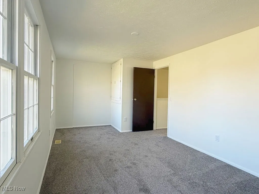 4252 Candlelight, Warren, Ohio 44484,MLS Now Listing ID