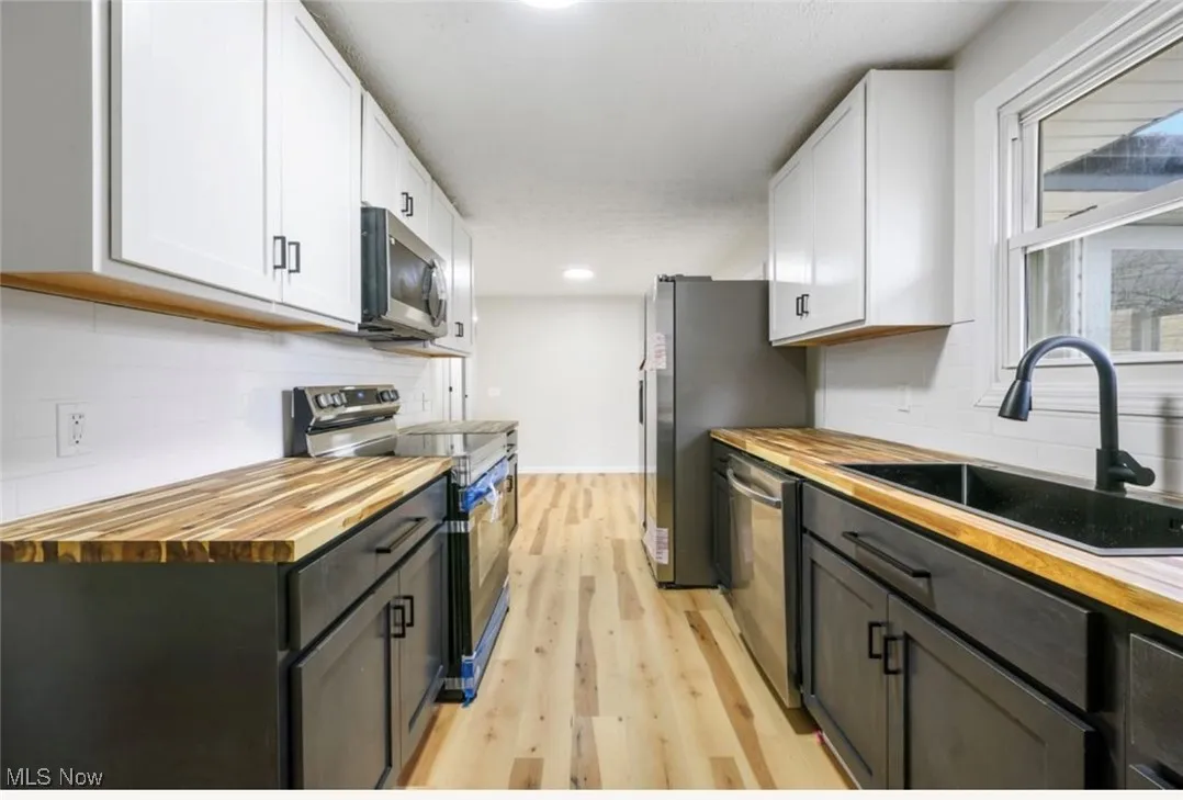 2057 Darnell Drive, Coventry, Ohio 44319,MLS Now Listing ID