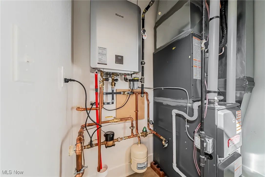 5302 Charlotte's Way # SL33, Sheffield Village, Ohio 44035,MLS Now Listing ID