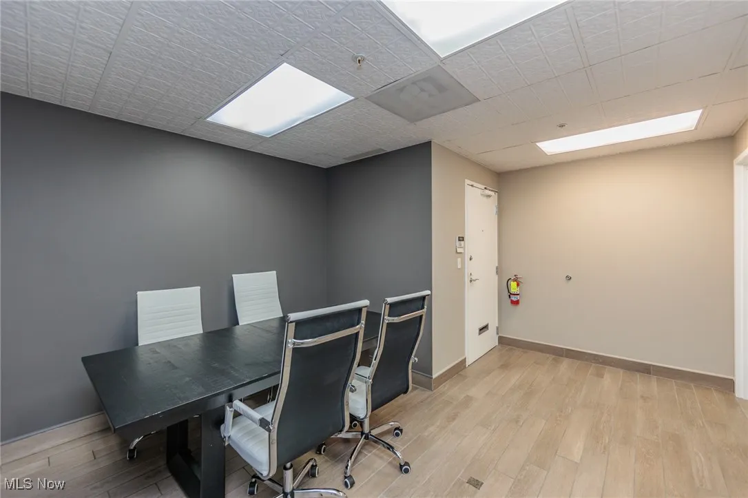 Front Entrance Lobby Area